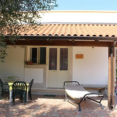Bed & Breakfast La Gazza Ladra Carmiano (Apulia)
