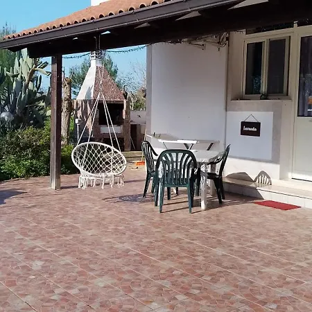 Nocleg ze śniadaniem La Gazza Ladra Carmiano (Apulia)