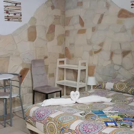 Nocleg ze śniadaniem La Gazza Ladra Carmiano (Apulia)